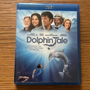 Dolphin Tale.  Blu-ray and DVD.  2 Disc set